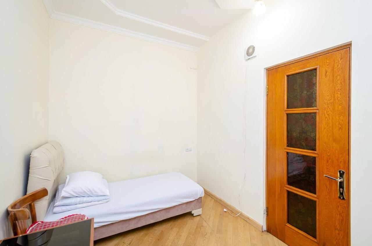 Areva Hostel & Apartment Jerevan Eksteriør billede