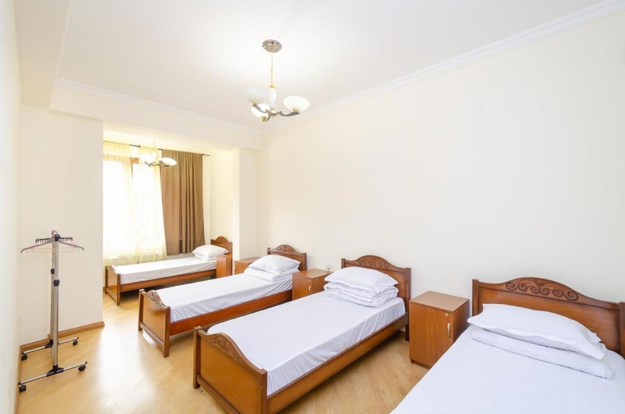 Areva Hostel & Apartment Jerevan Eksteriør billede