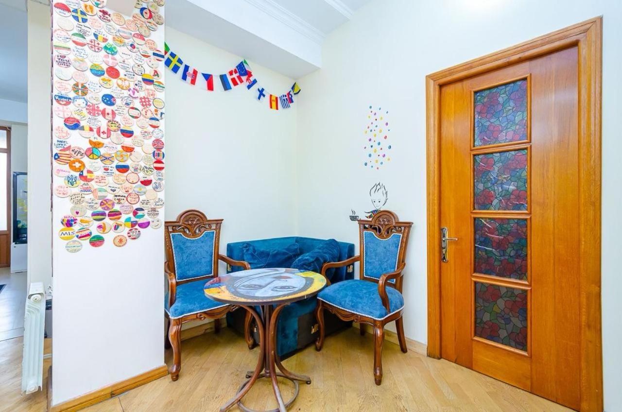 Areva Hostel & Apartment Jerevan Eksteriør billede